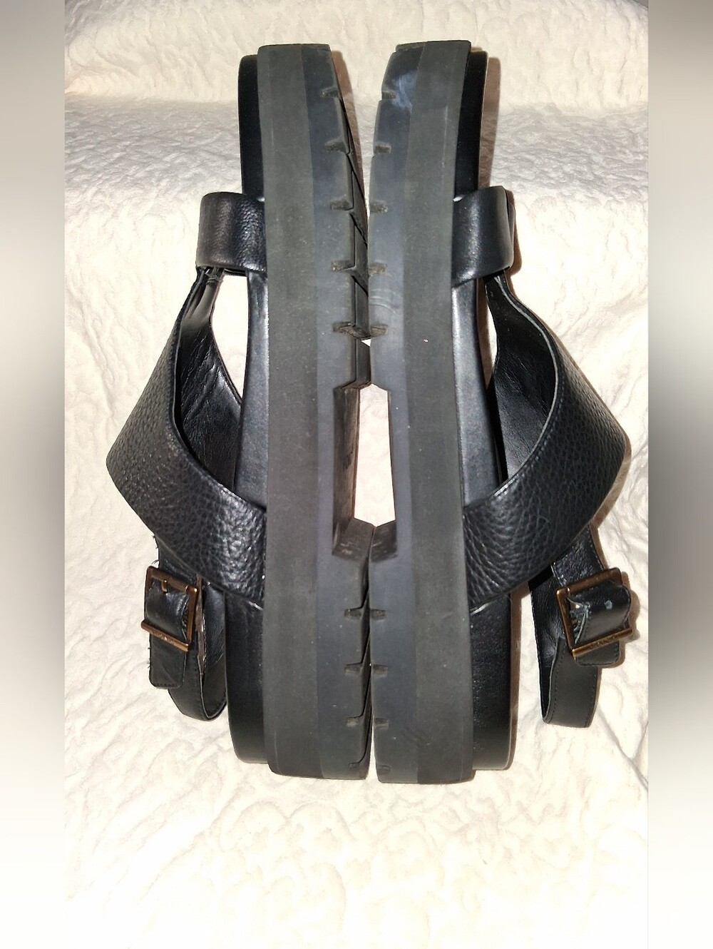 Vionic Black Leather Slingback Cross-Strap Sandals - Picture 3 of 5